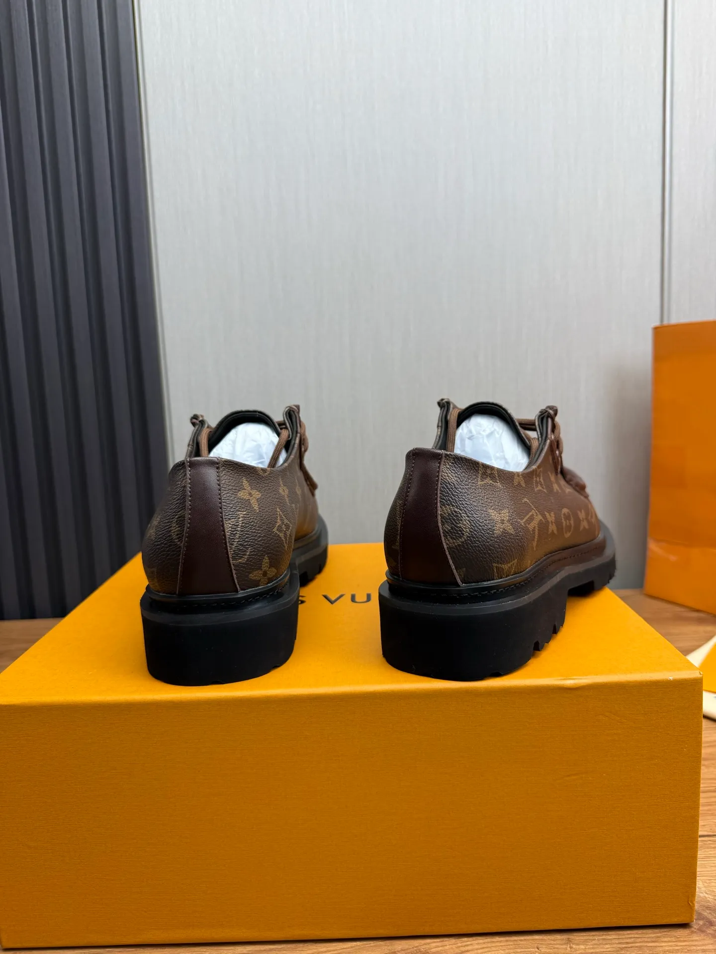 Factory 680💰 LV. Men's business casual leather shoes, all made of imported original brand leather, just to create a more comfortable wearing experience, original non-slip and wear-resistant outsole ✔️16-45 (38.45 non-returnable)